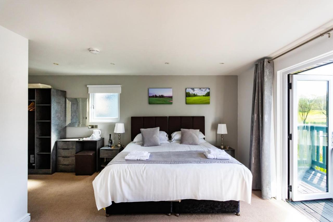 The Vale Golf & Country Club Villa Bishampton Dış mekan fotoğraf